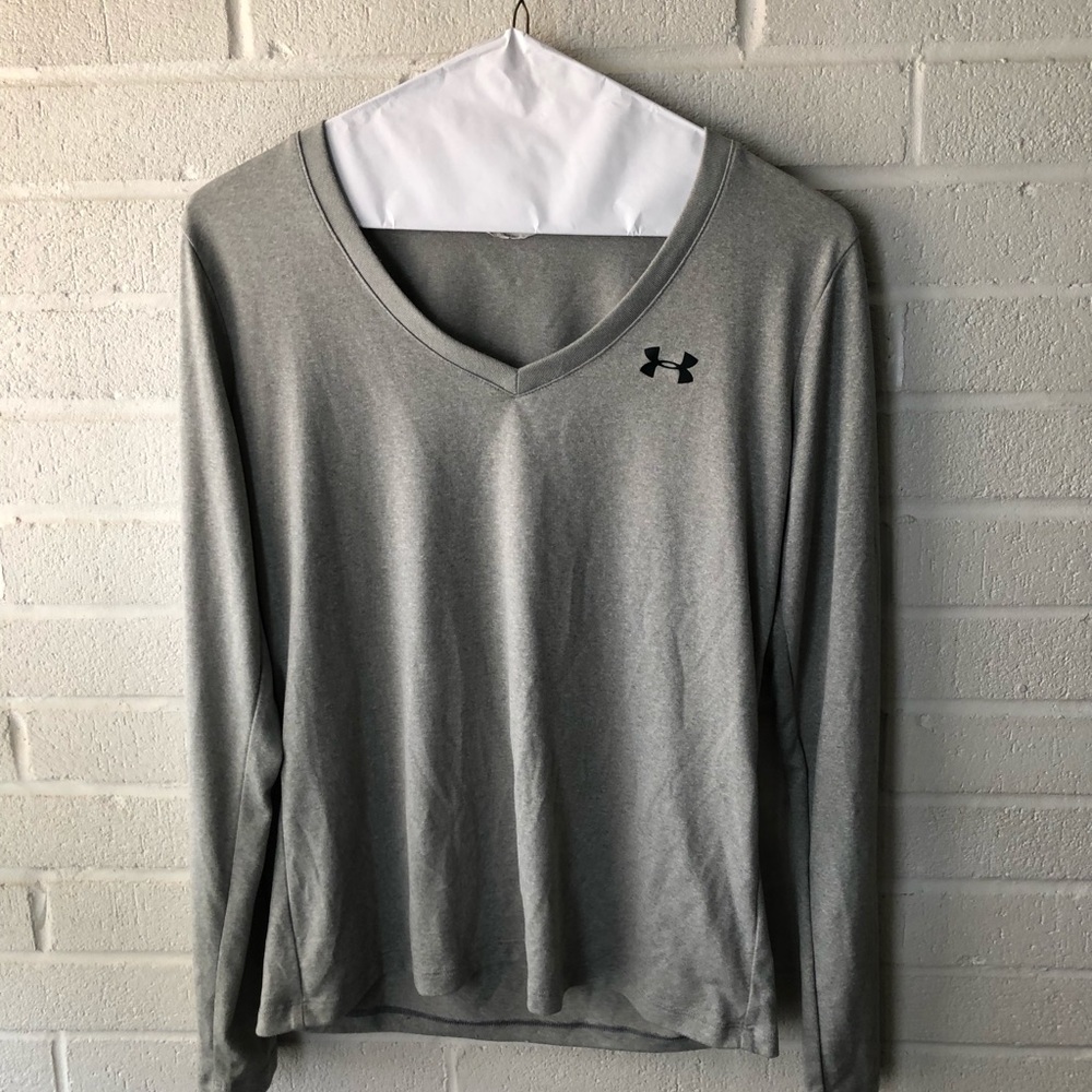 🐺Grey Under Armour Heat Gear Top